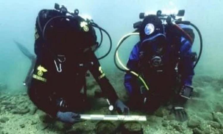  اكتشاف آثار من العصر البرونزى بقرية تحت الماء بإيطاليا